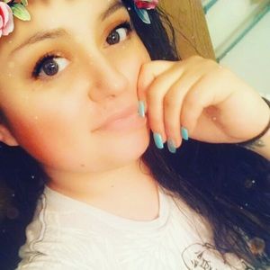 Meet your Posher, Meagan